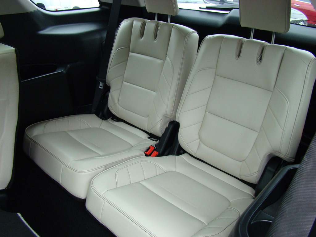 2019 Ford Explorer Image 10