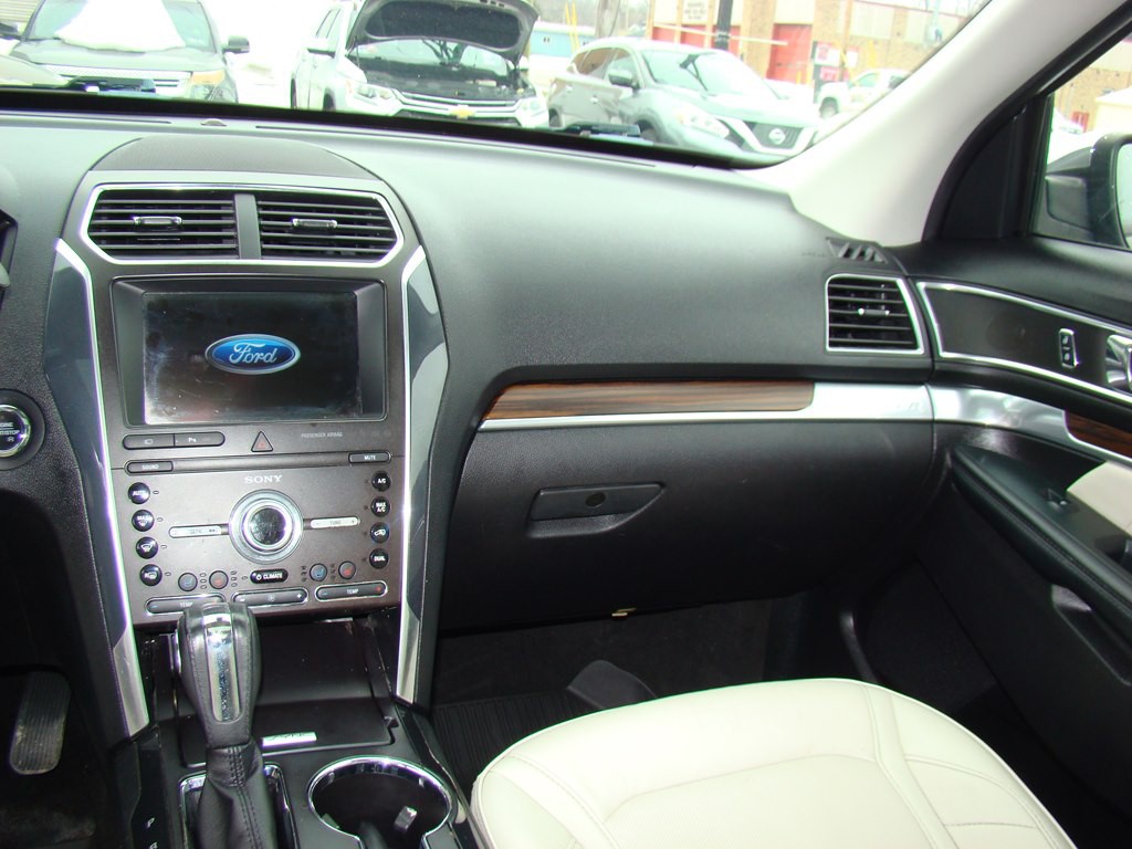 2019 Ford Explorer Image 11