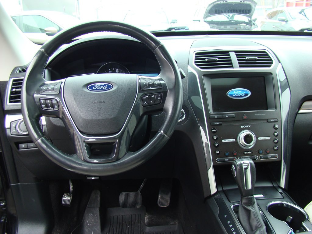 2019 Ford Explorer Image 12