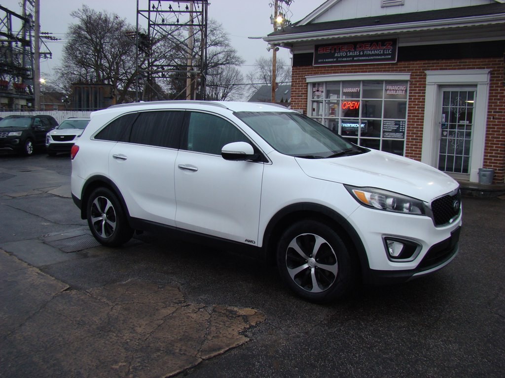 2016 Kia Sorento Image 2