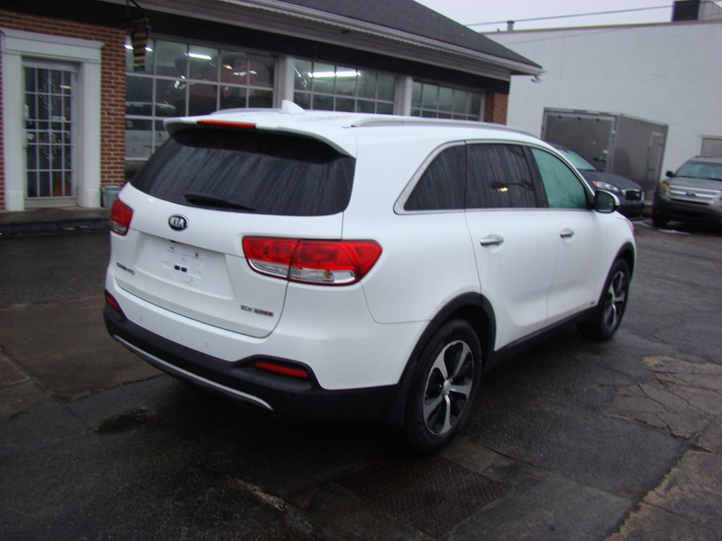 2016 Kia Sorento Image 3