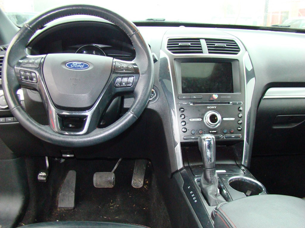 2018 Ford Explorer Image 12