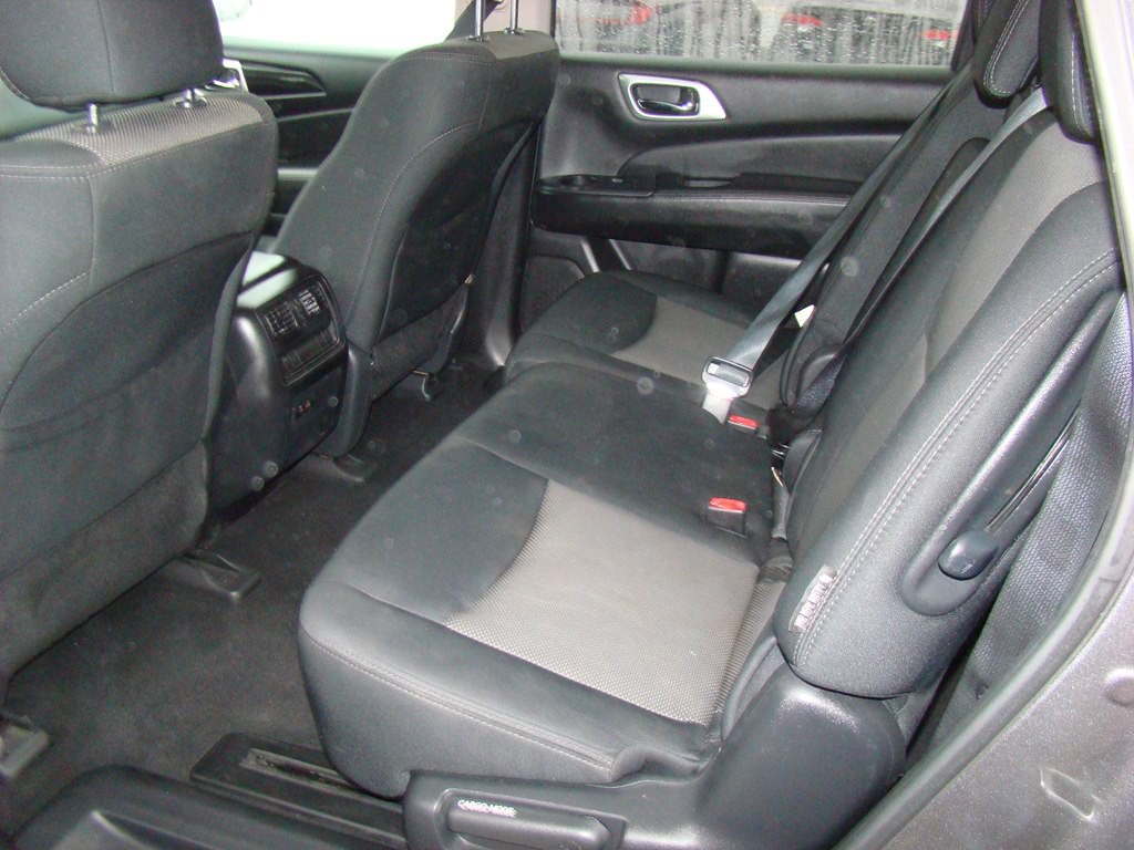 2019 Nissan Pathfinder Image 9