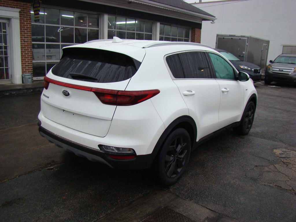 2021 Kia Sportage Image 3