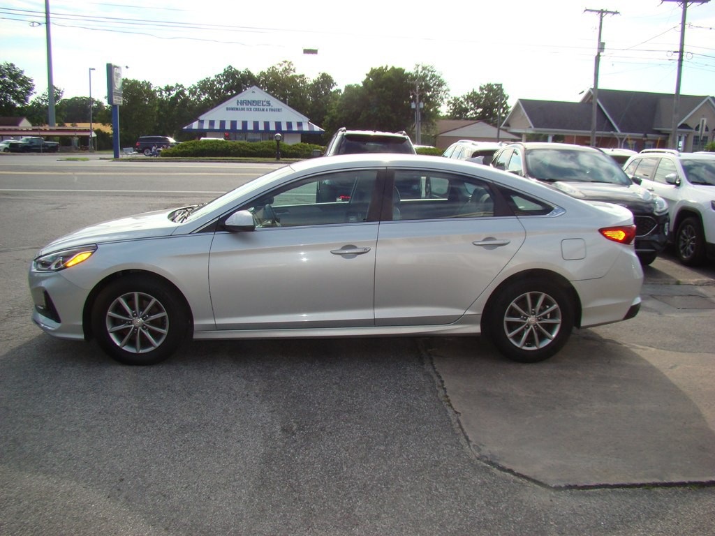 2018 Hyundai Sonata Image 4