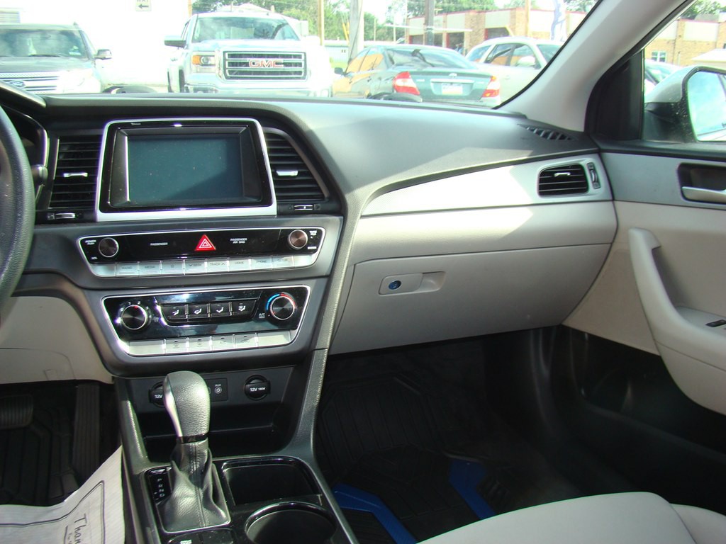 2018 Hyundai Sonata Image 10