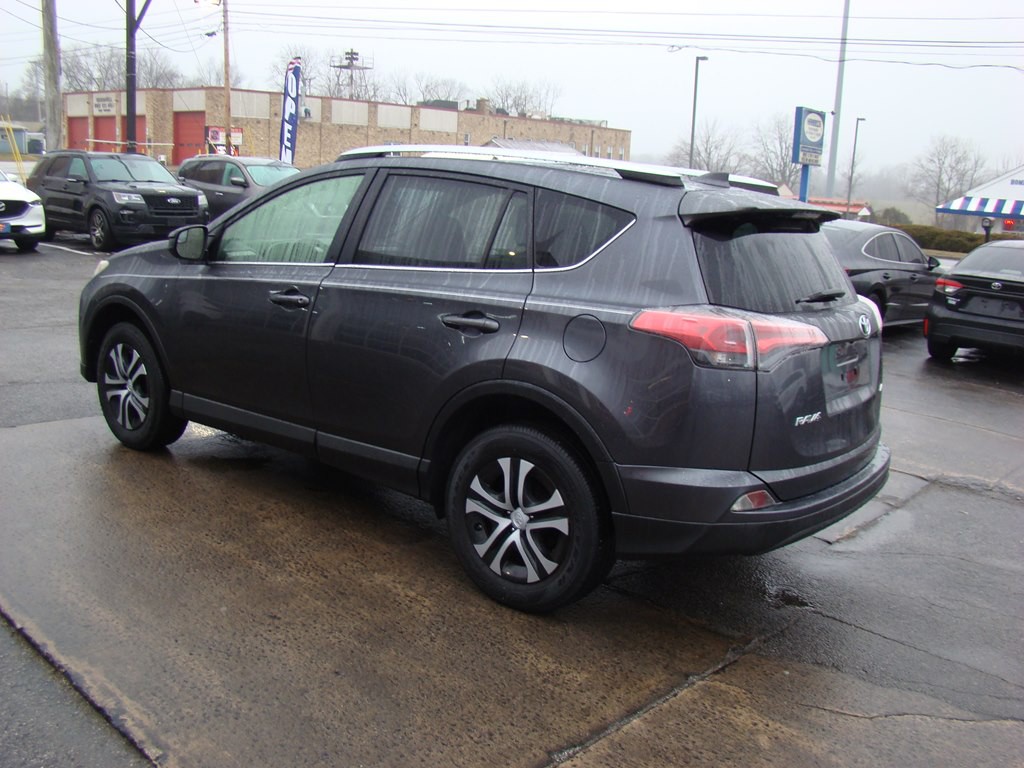 2016 Toyota Rav4 Image 6