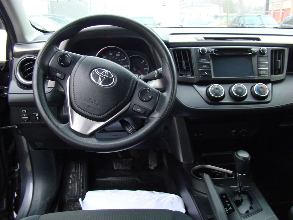 2016 Toyota Rav4 Image 11