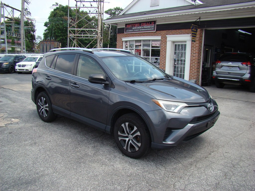 2016 Toyota Rav4 Image 2