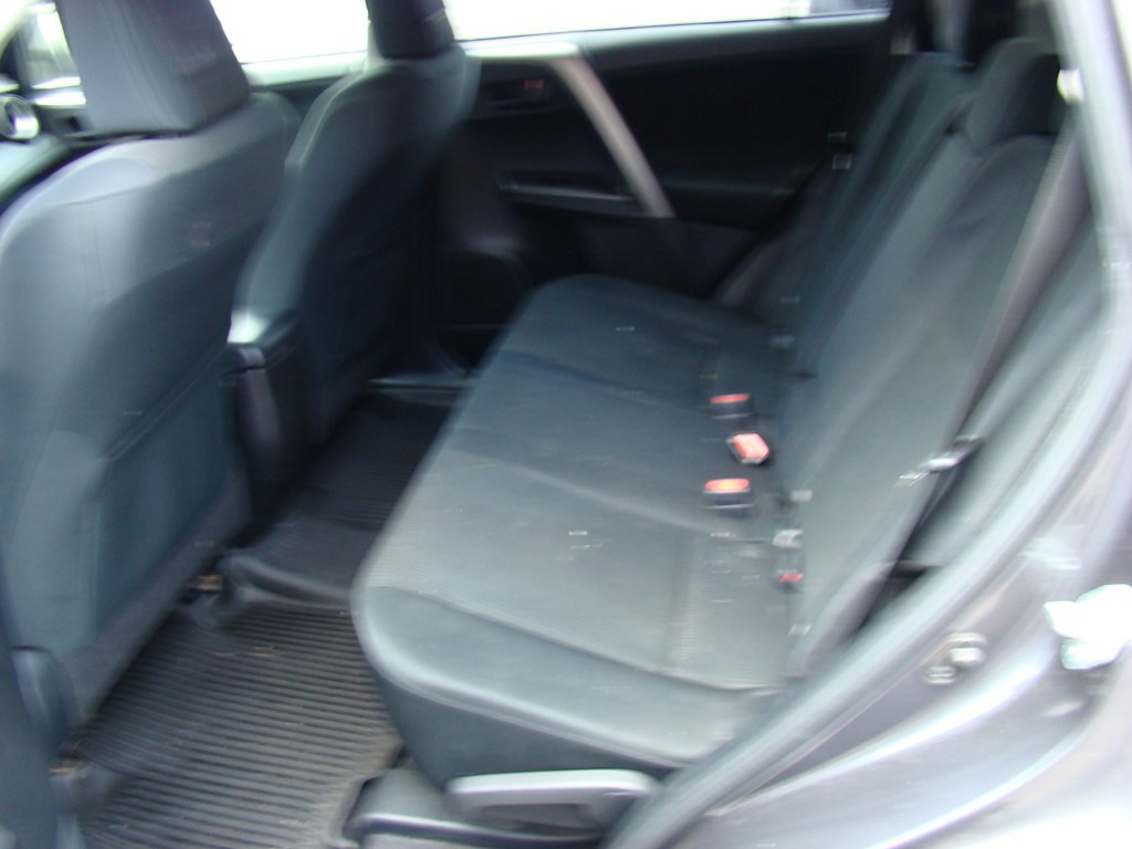 2016 Toyota Rav4 Image 9