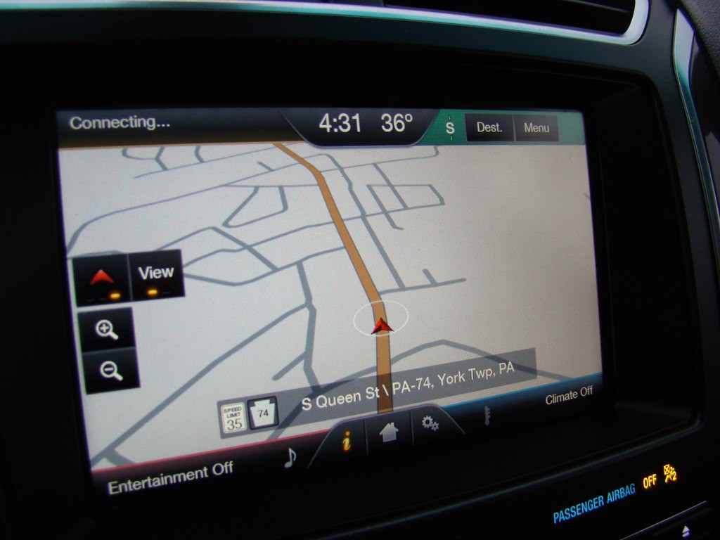 2016 Ford Explorer Image 13