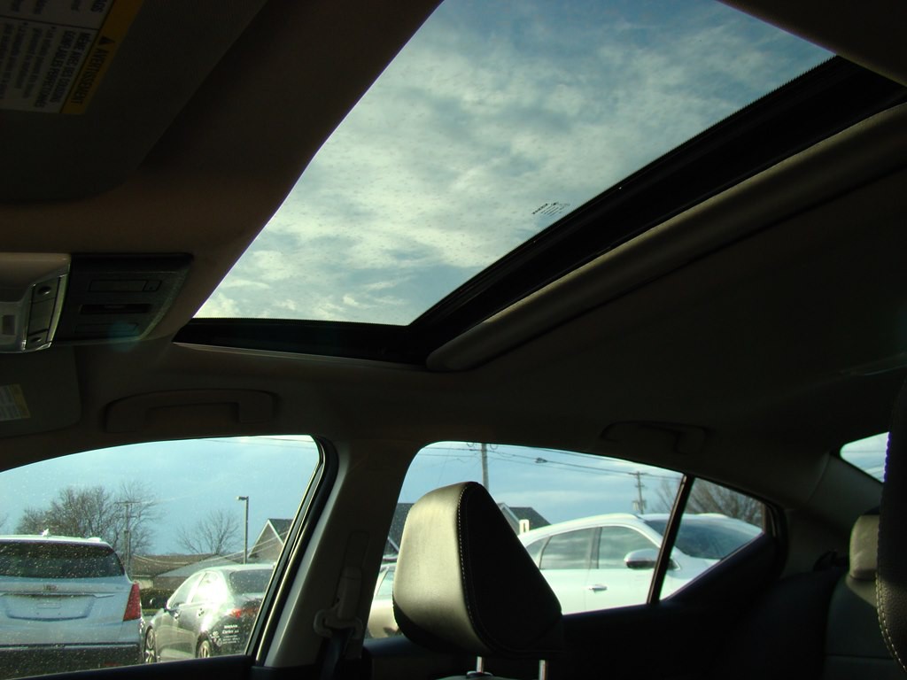 2020 Nissan Altima Image 12