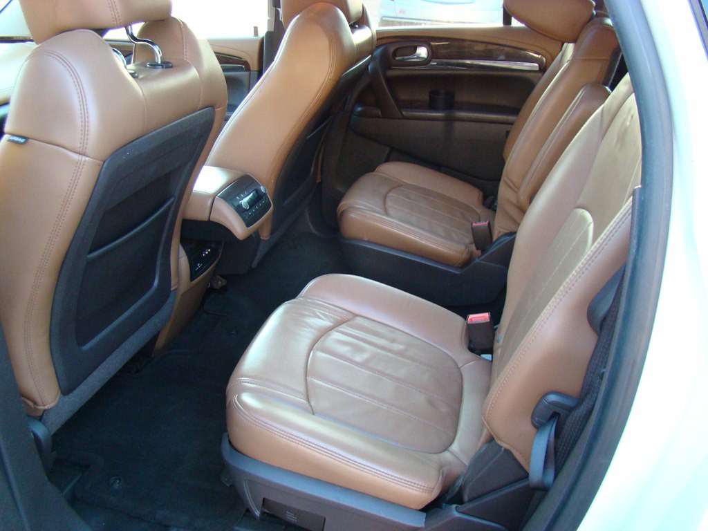 2013 Buick Enclave Image 9