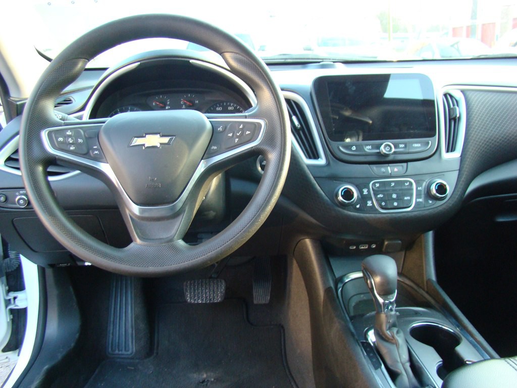 2023 Chevrolet Malibu Image 11