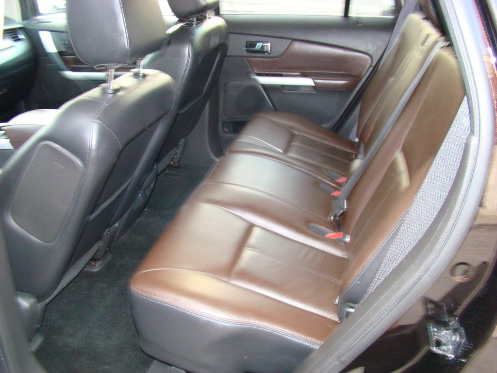 2013 Ford Edge Image 9