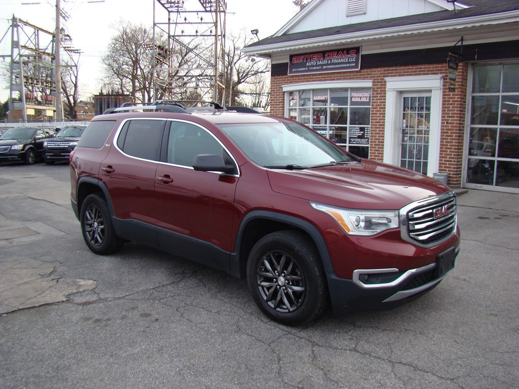 2017 GMC Acadia Image 2