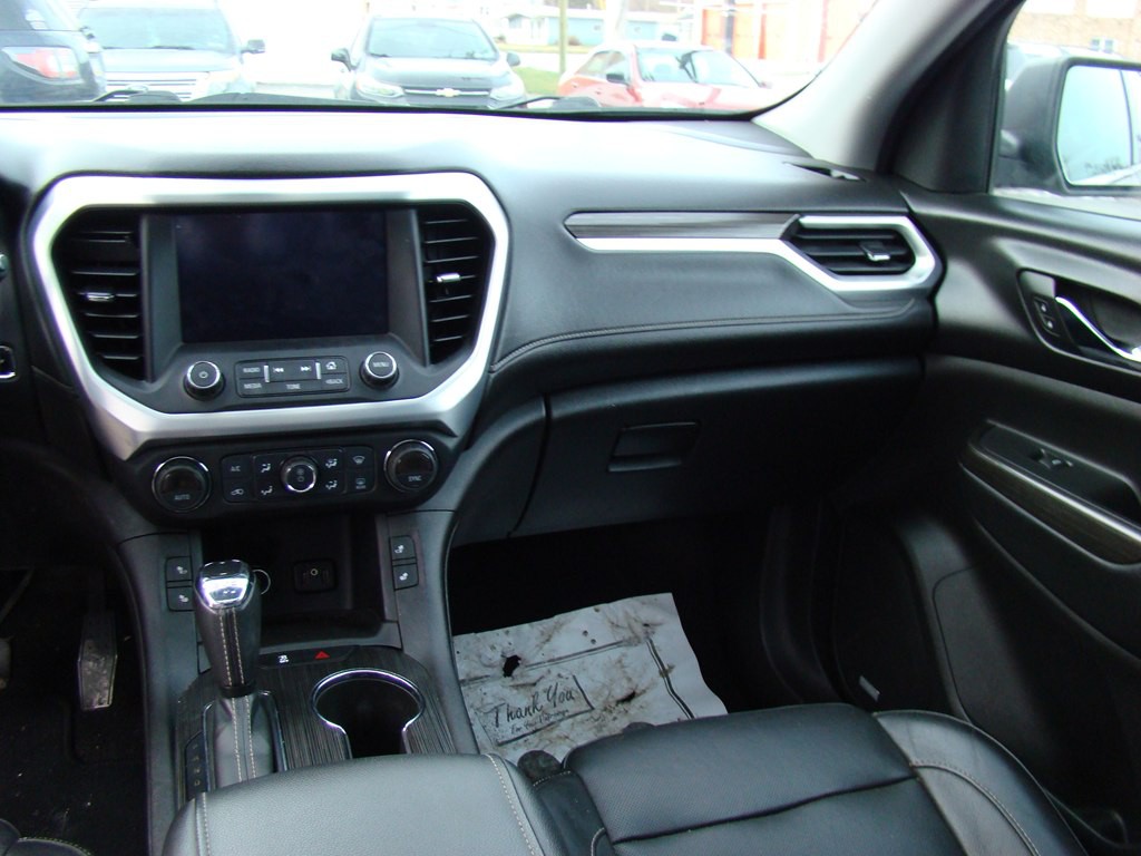 2017 GMC Acadia Image 11