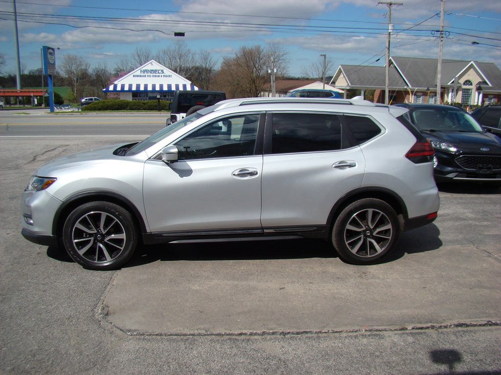 2020 Nissan Rogue Image 4