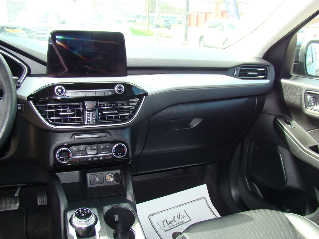 2021 Ford Escape Image 10