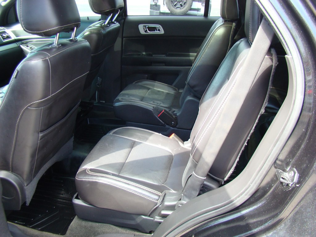 2013 Ford Explorer Image 9