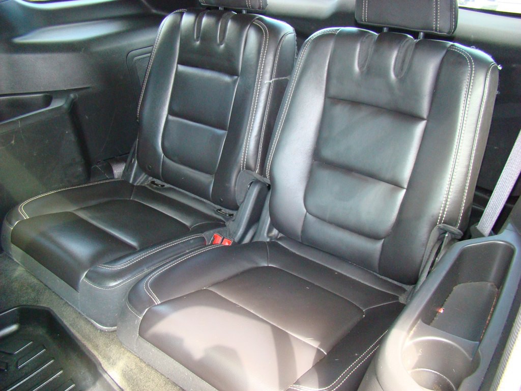 2013 Ford Explorer Image 10