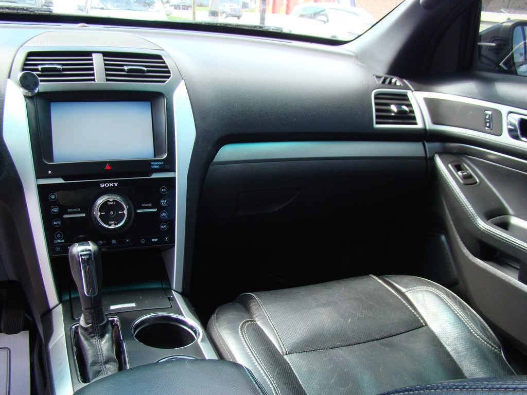 2013 Ford Explorer Image 11