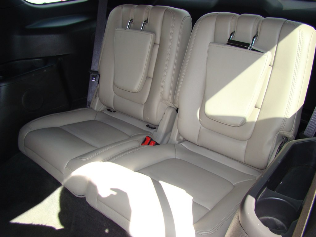 2013 Ford Explorer Image 10