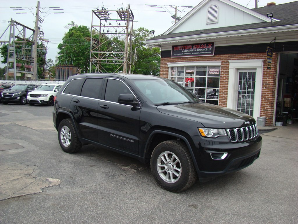 2018 Jeep Grand Cherokee Image 2