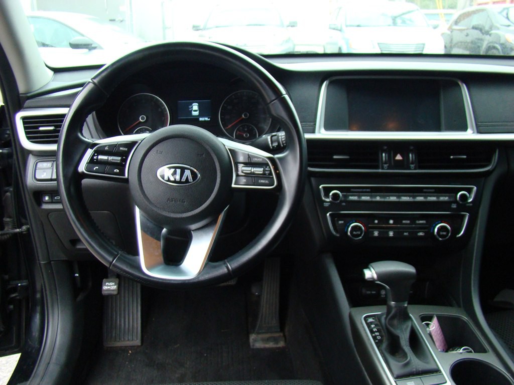 2019 Kia Optima Image 11
