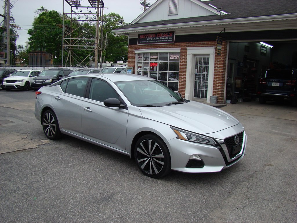 2019 Nissan Altima Image 2