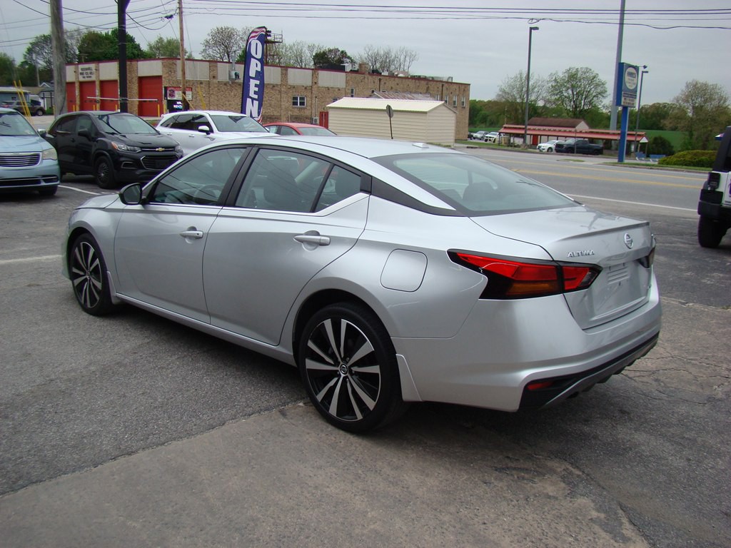 2019 Nissan Altima Image 6