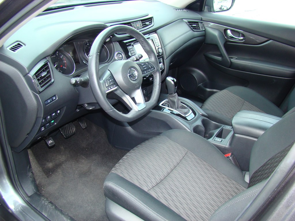 2020 Nissan Rogue Image 7