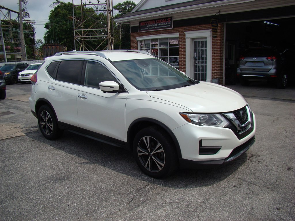 2019 Nissan Rogue Image 2