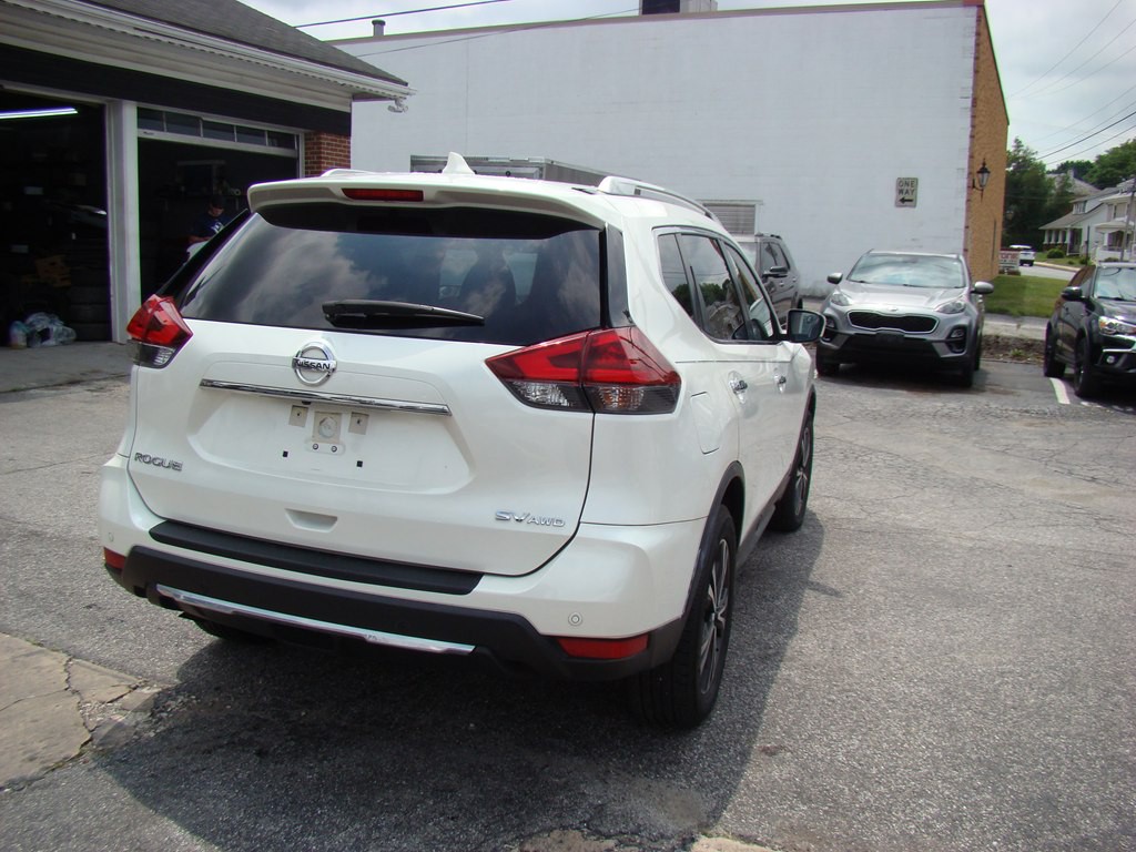 2019 Nissan Rogue Image 3
