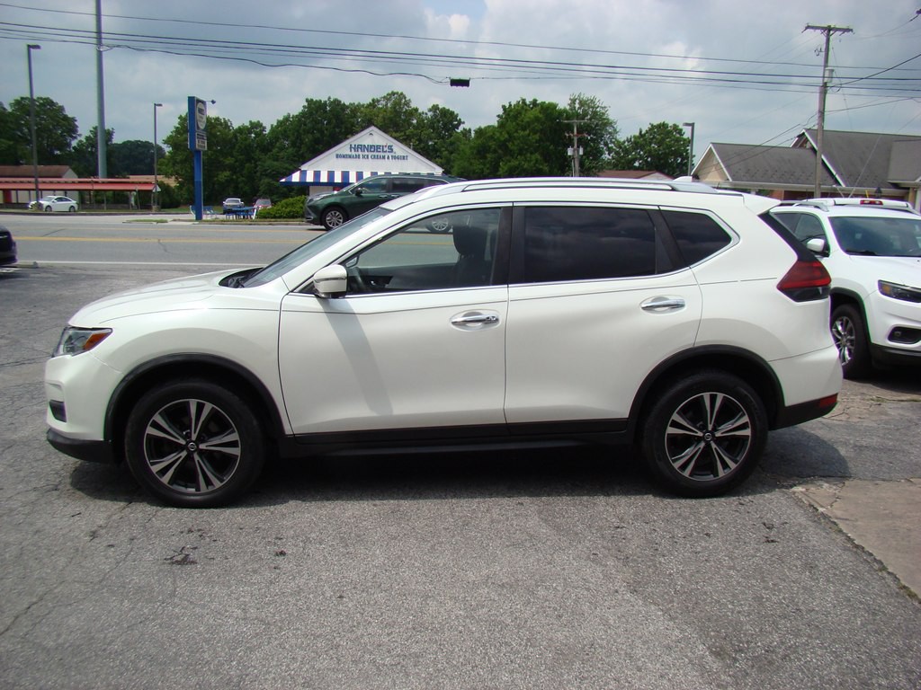 2019 Nissan Rogue Image 4