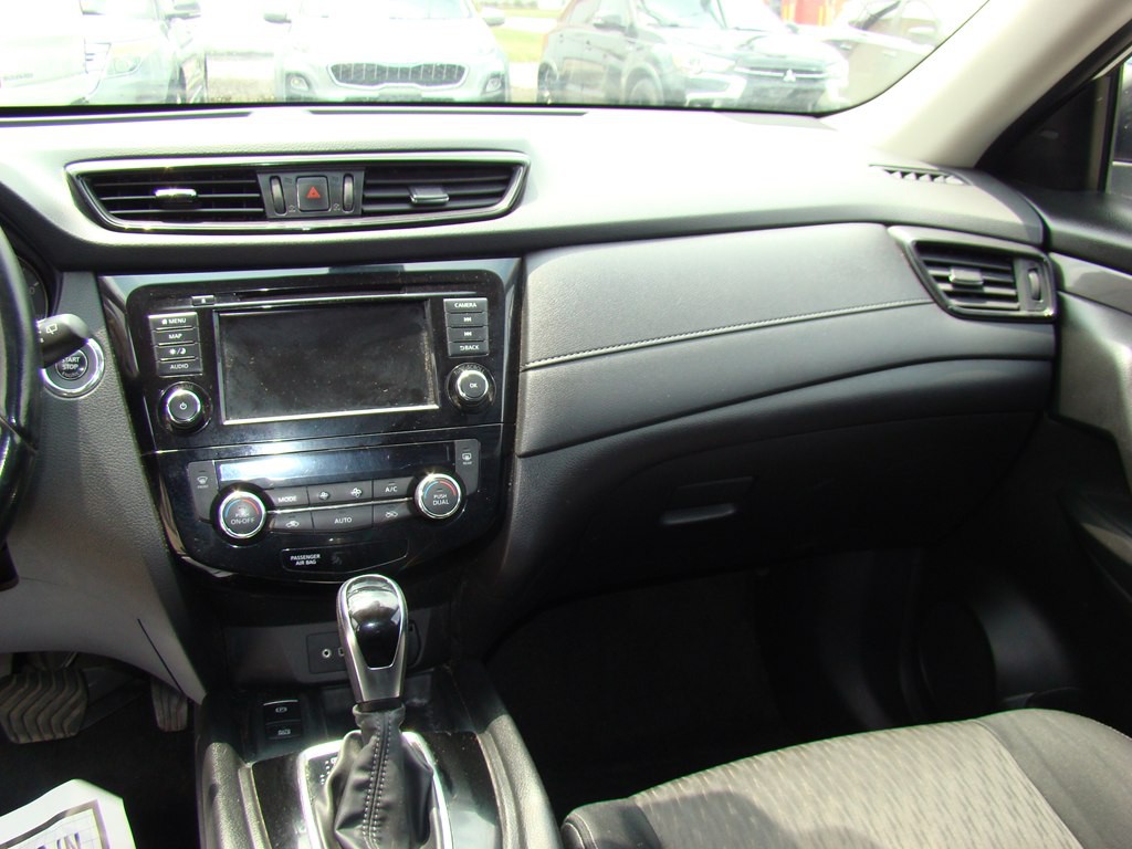 2019 Nissan Rogue Image 10