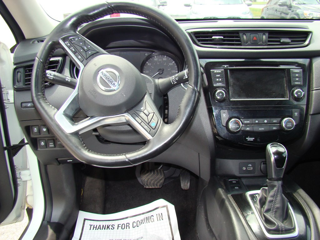 2019 Nissan Rogue Image 11