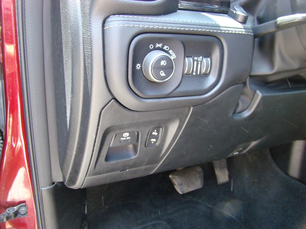 2023 RAM 1500 Image 13