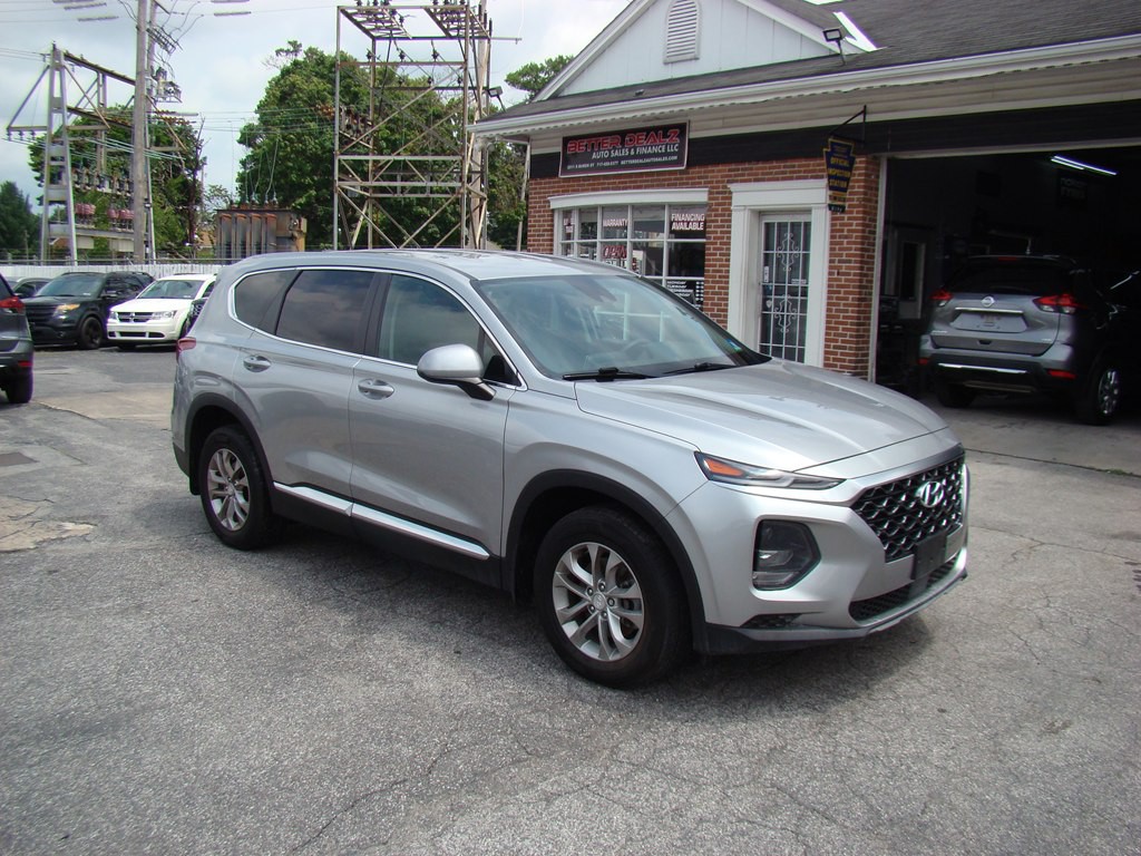 2020 Hyundai Santa Fe Image 2
