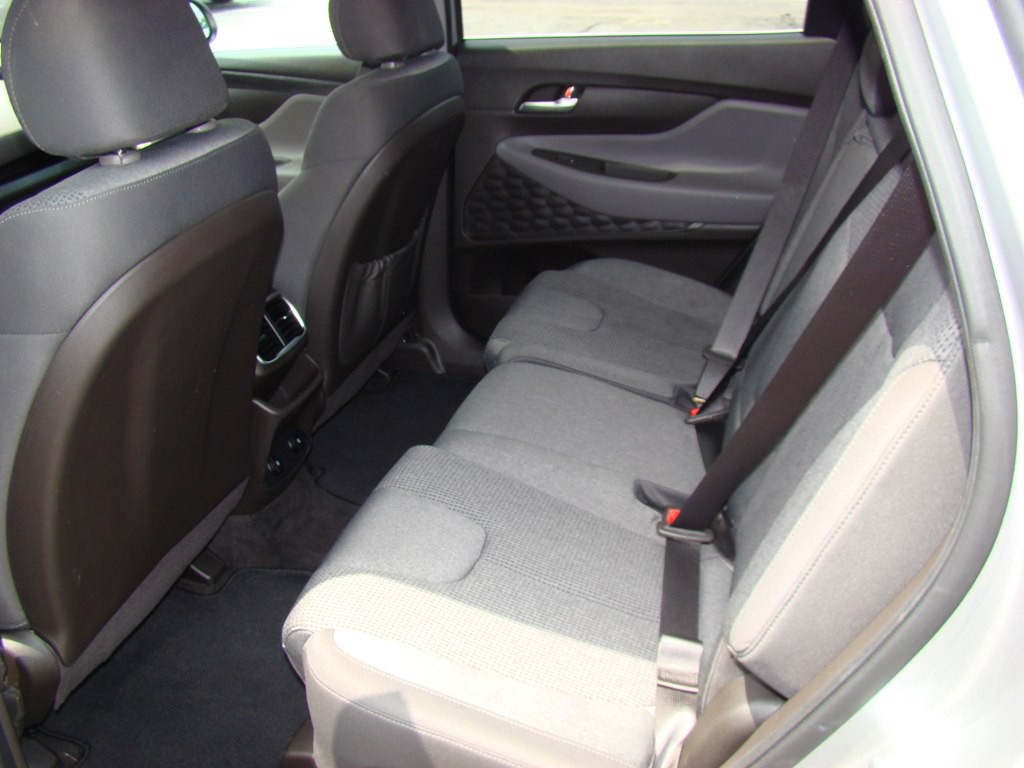2020 Hyundai Santa Fe Image 9