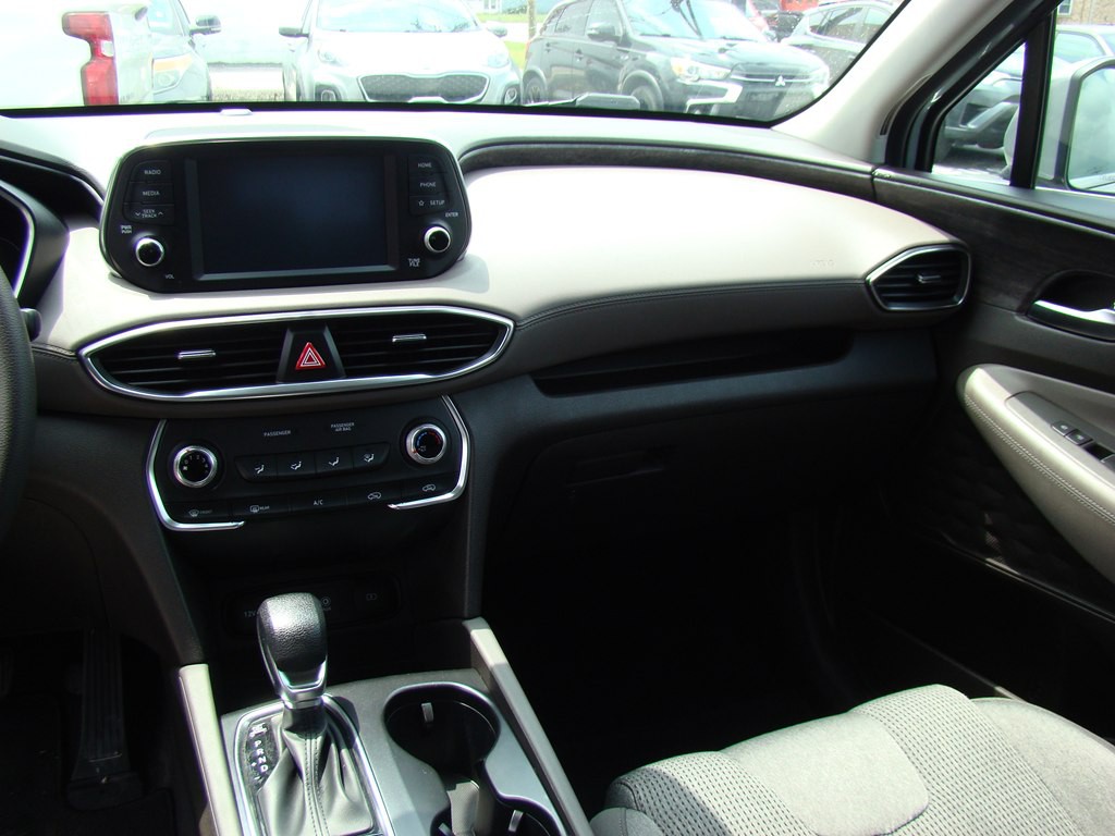2020 Hyundai Santa Fe Image 10