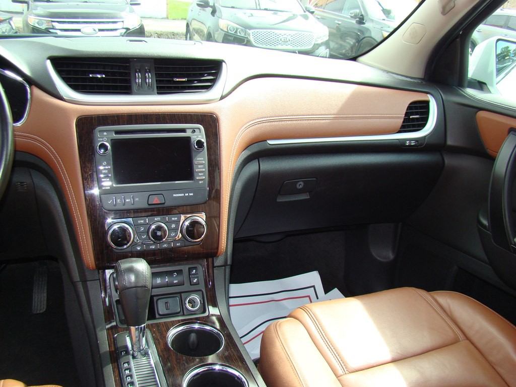 2017 Chevrolet Traverse Image 11