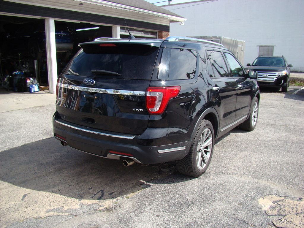 2018 Ford Explorer Image 3