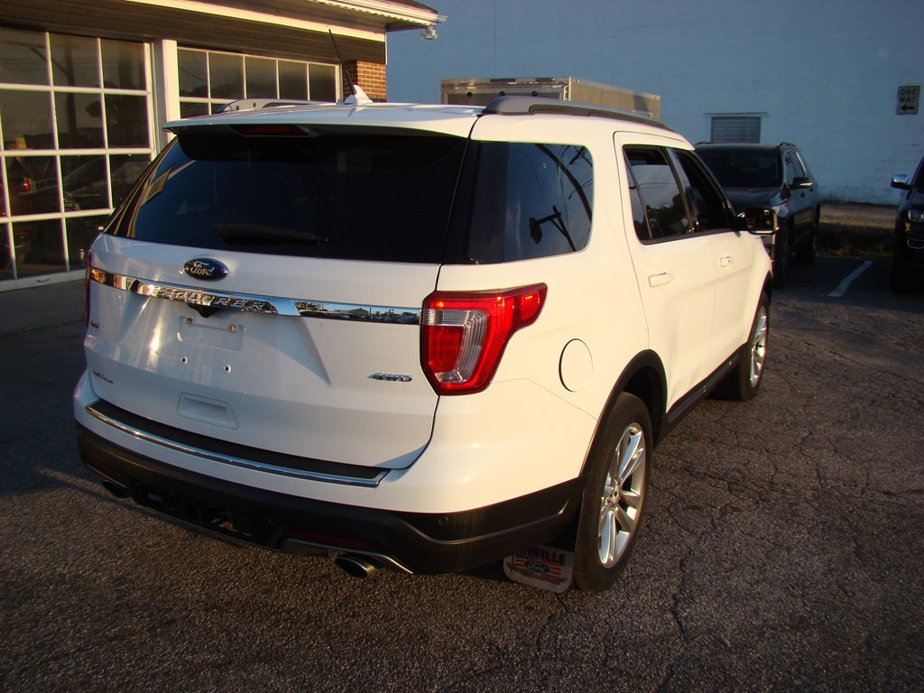 2018 Ford Explorer Image 3