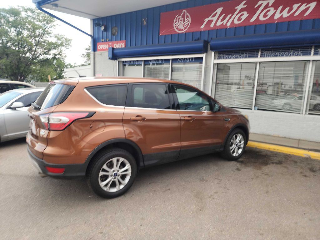 2017 Ford Escape Image 8