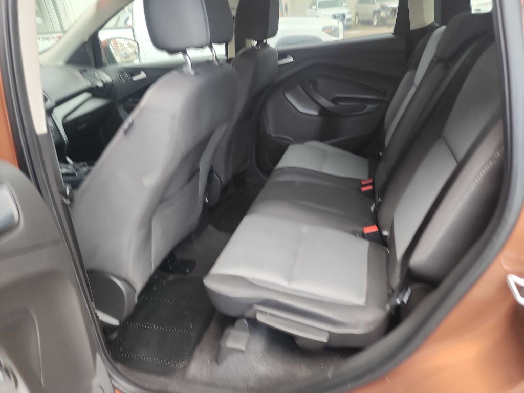2017 Ford Escape Image 10