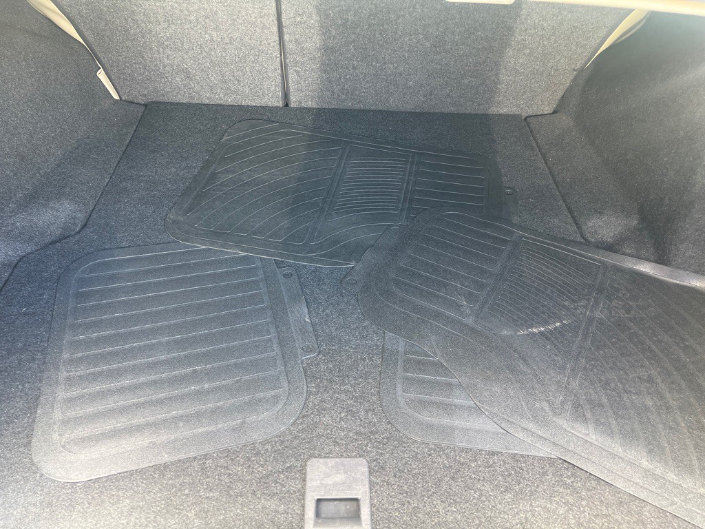 2010 Subaru Legacy Image 15