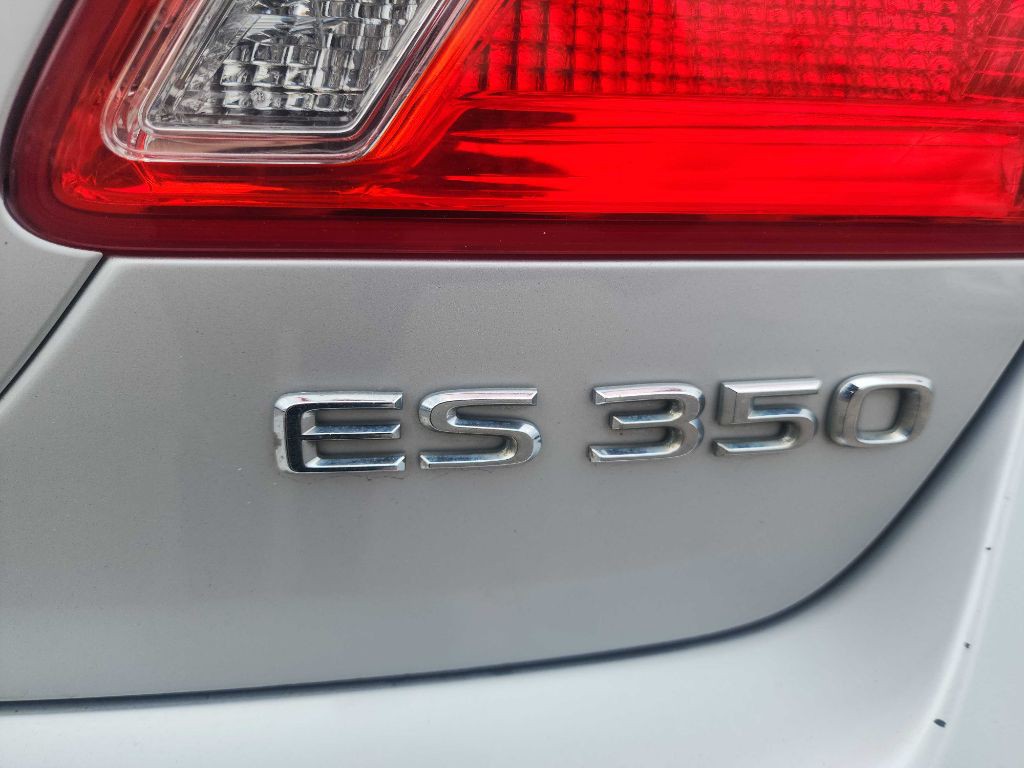 2007 Lexus ES Image 17