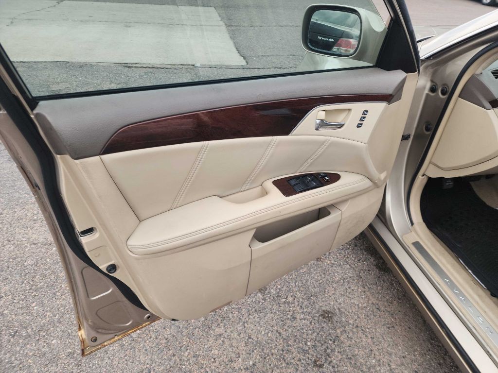 2008 Toyota Avalon Image 11