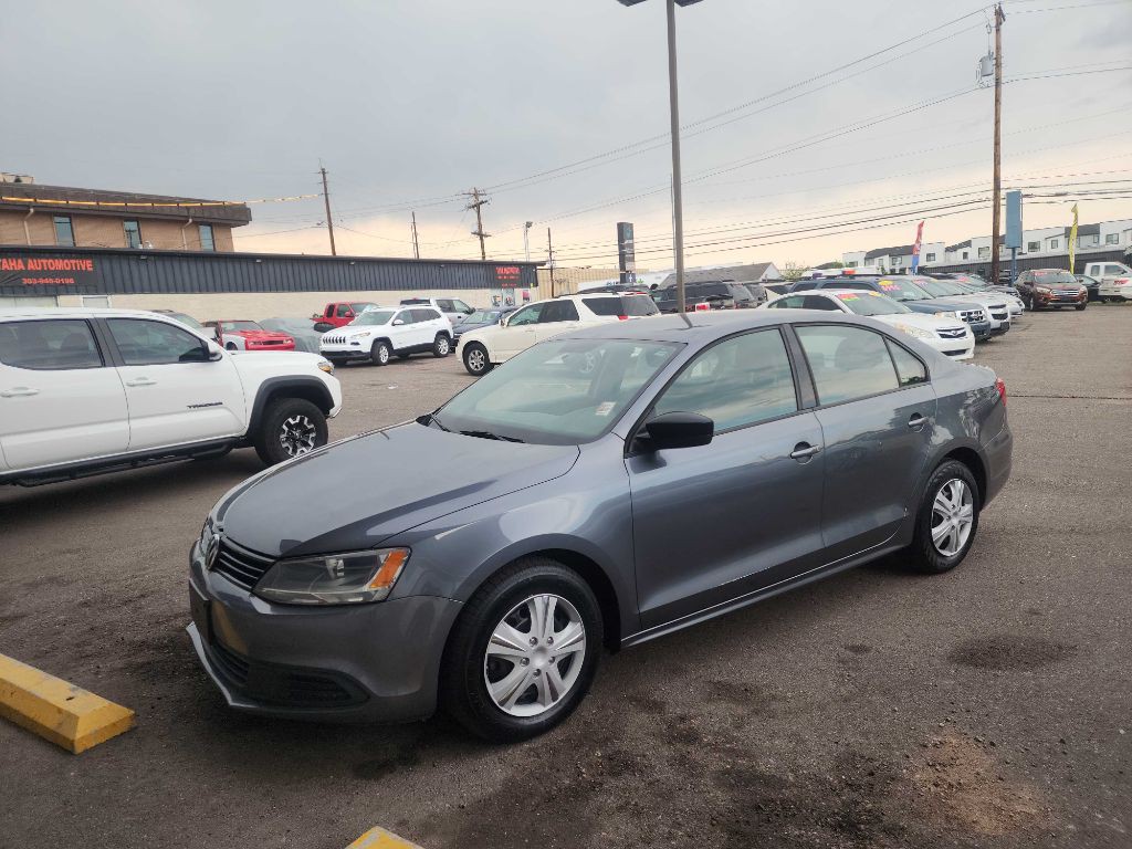 2013 Volkswagen Jetta Image 4